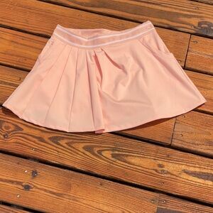 Free People Round Robin Mini Tennis Skort In Light Peach/White Size Medium